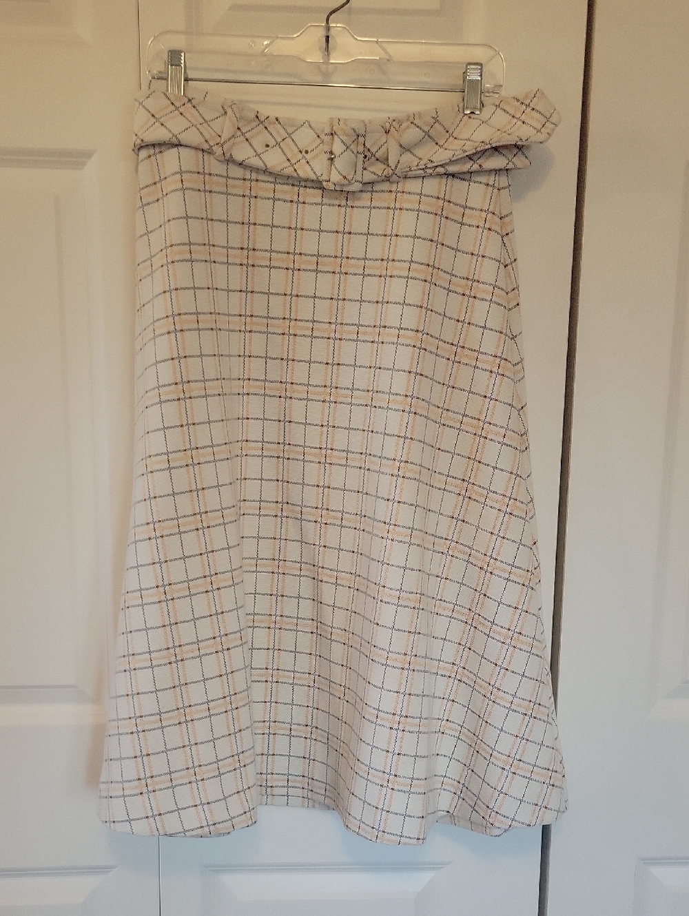 Ann Taylor Cream Plaid A-Line Skirt with Belted Waist